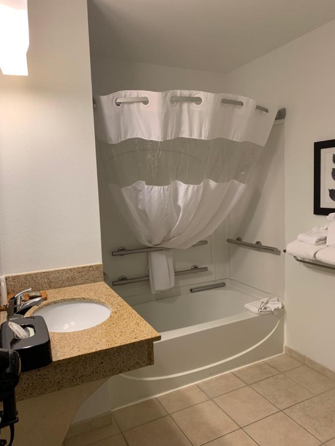 Country Inn & Suites By Radisson, Madison West, Wi Middleton Εξωτερικό φωτογραφία